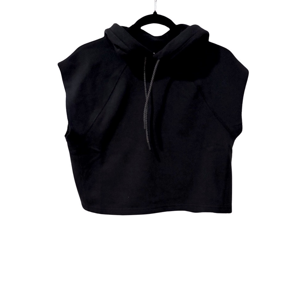 RIDE Cycle Club NWT Black Sleeveless cropped Hoodie Top